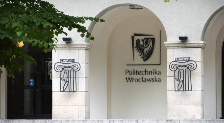 Wroclaw-Bilim-ve-Teknoloji-Üniversitesi-4