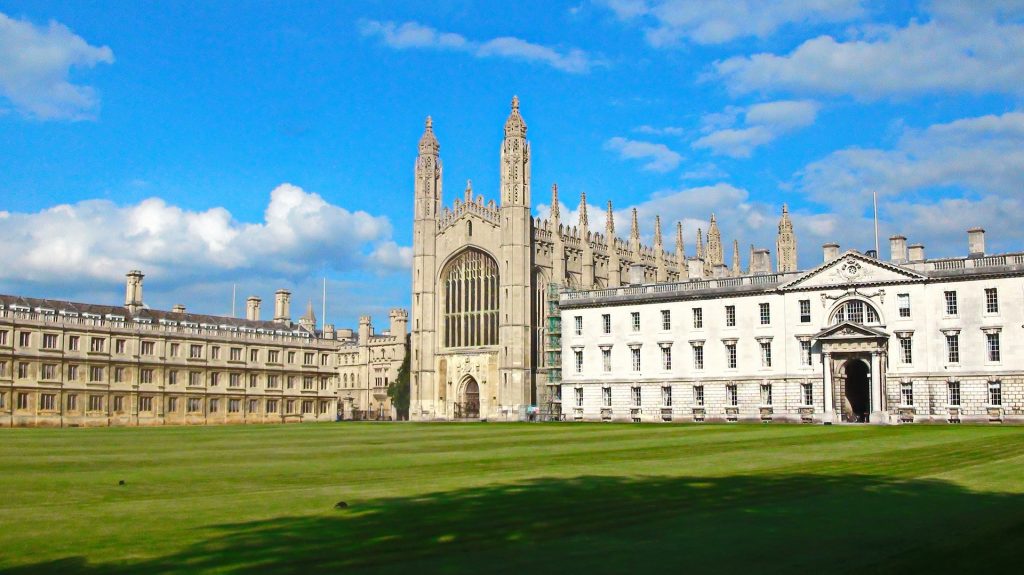 İngiltere'de Üniversite Okumak için 10 Neden